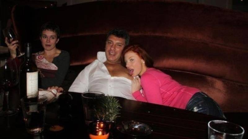 Секс-скандалы и коррупционные схемы: чем запомнился Борис Немцов