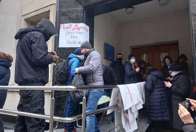 В Киеве начинается акция протеста "Справедливость Стерненко": пока людей немного