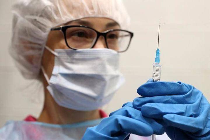 Германия: Большинство намерено пройти вакцинацию от короны