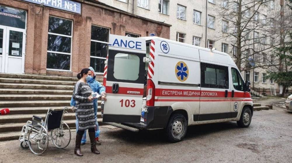 Взрыв в больнице Черновцов: местные власти опровергли версию о кислородном баллоне