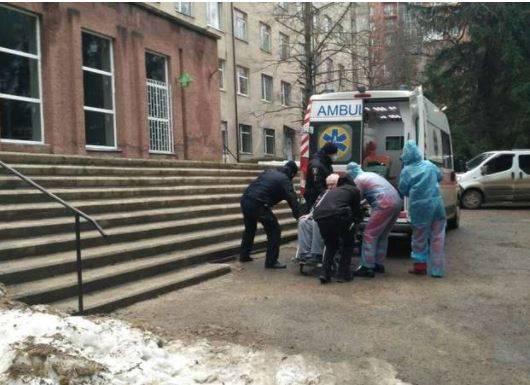 В Черновцах – пожар в больнице, погиб один человек