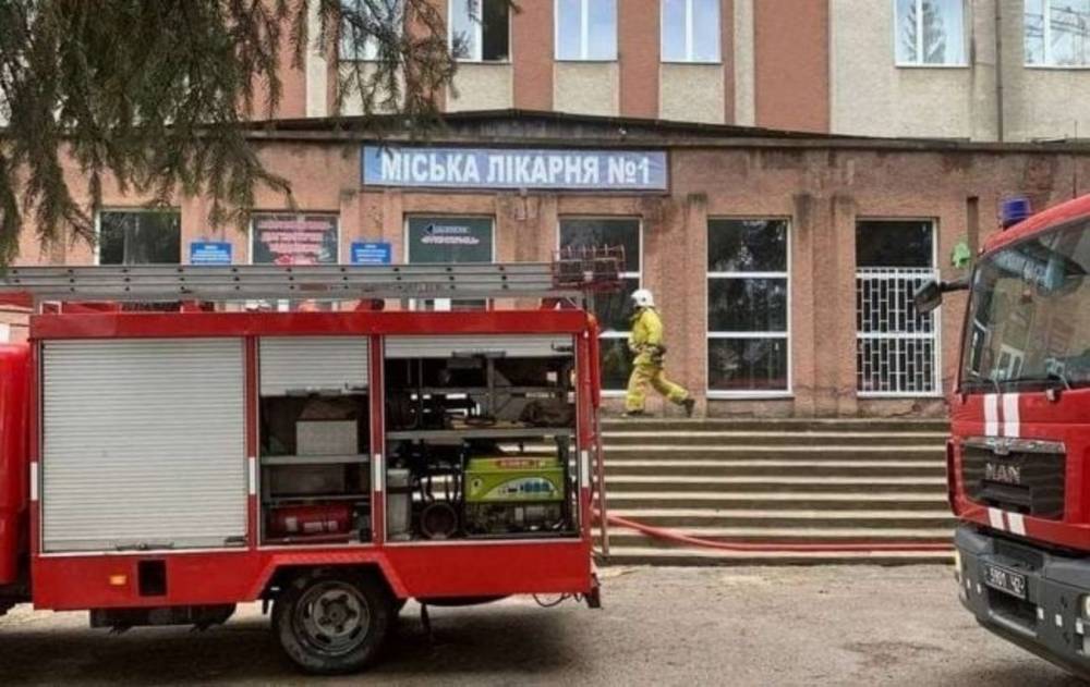 Пожар в больнице Черновцов: названа возможная причина