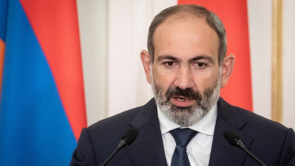 Президент Армении не одобрил указ Пашиняна об отставке главы Генштаба ВС