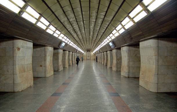 В метро Киева распылили слезоточивый газ - СМИ