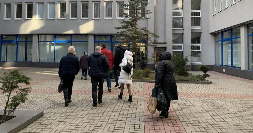 В Калининграде из-за учений из Дома профсоюзов эвакуировали несколько десятков человек