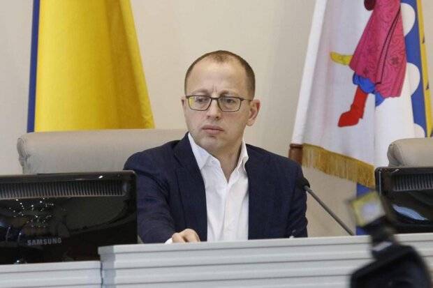 В Днепре чиновник обратился к депутатам на "восточно-украинском" языке