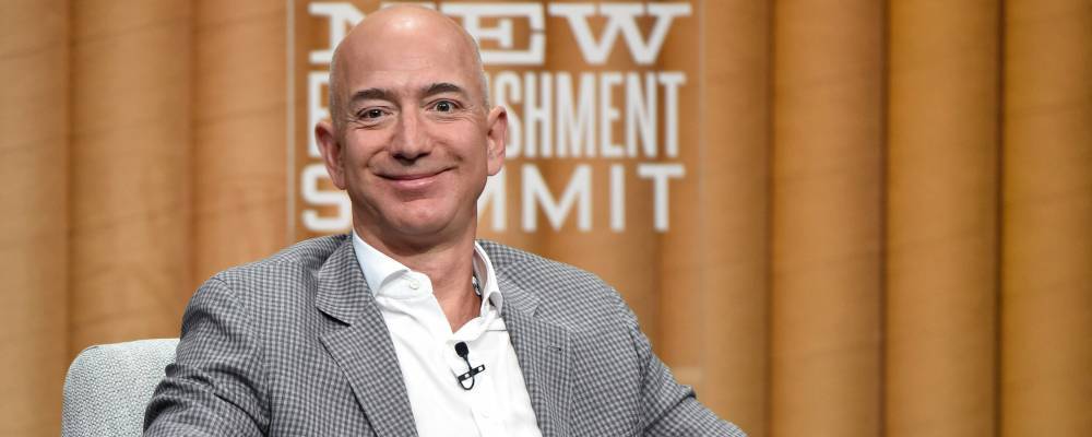 Джефф Безос покинет пост гендиректора Amazon в 2021 году