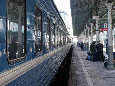 Россия возобновила железнодорожное сообщение с Беларусью, а также полеты в Армению и Азербайджан