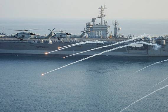 В Вашингтоне объявили о выводе авианосца USS Nimitz с Ближнего Востока