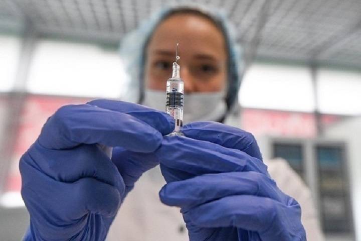 План по вакцинации в Серпухове перевыполнен более, чем в два раза