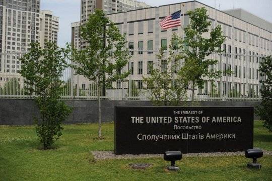 В посольстве США на Украине поддержали решение Зеленского о закрытии трех телеканалов