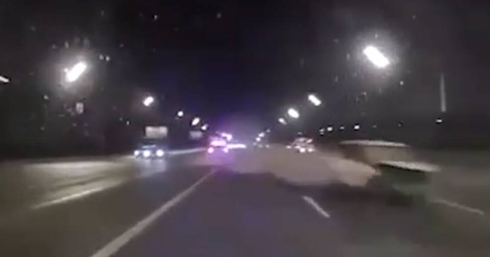 Смертельная авария с участием пяти машин в Москве попала на видео
