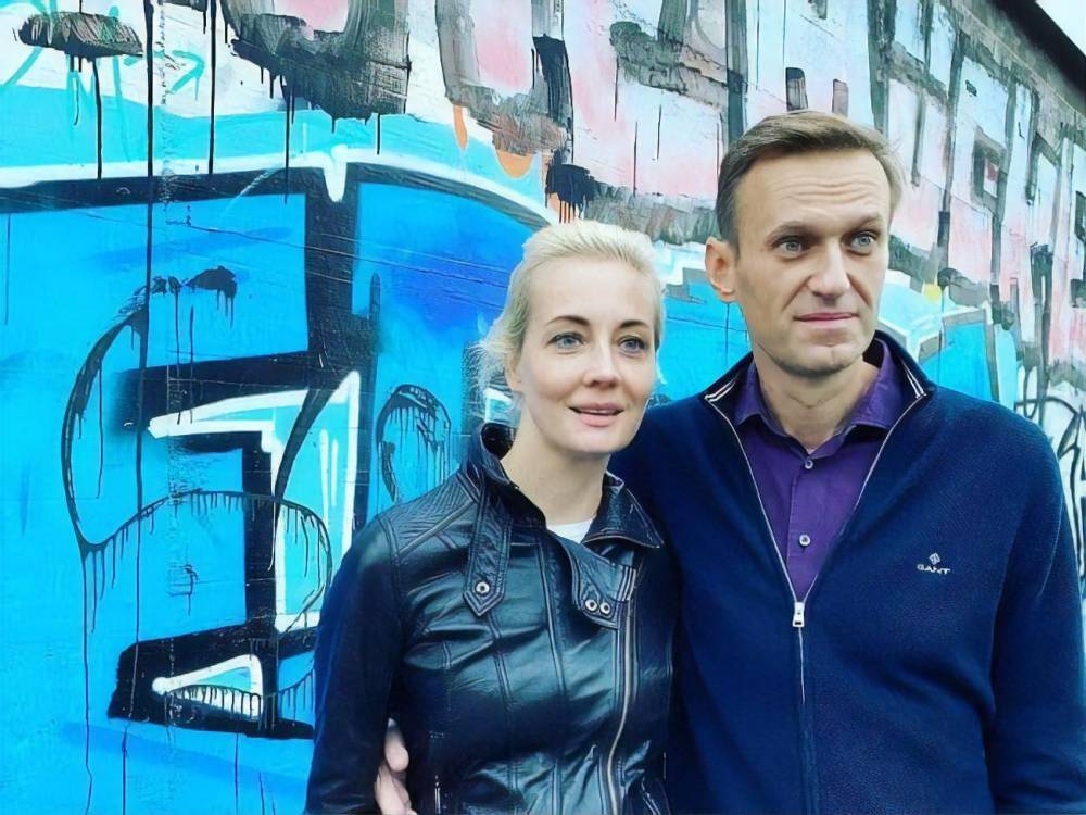 "Не сильная я никакая, обычная". Жена Навального поблагодарила за поддержку