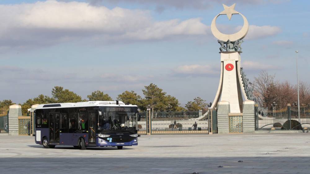 В Турции представили беспилотный электрический автобус: чем особый