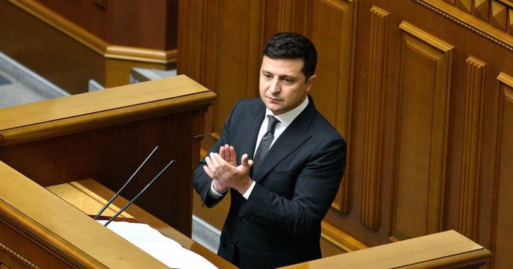 Зеленский остается лидером электоральных симпатий украинцев — опрос