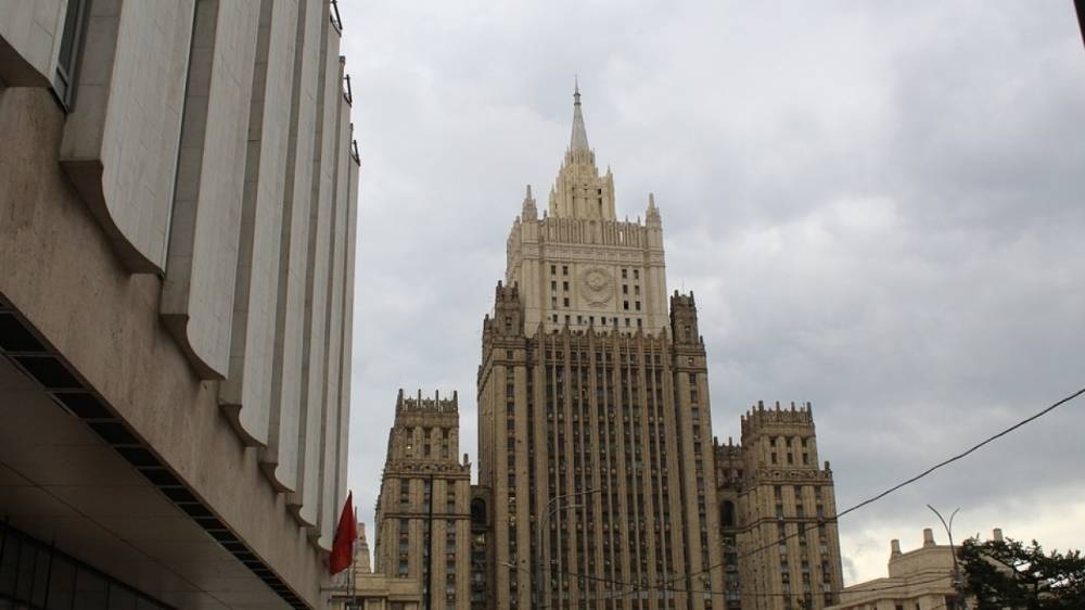 Москва анонсировала серьезный разговор с США о реакции на протесты в России