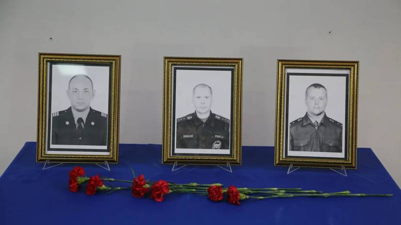 Путин посмертно наградил троих погибших пожарных из Красноярска