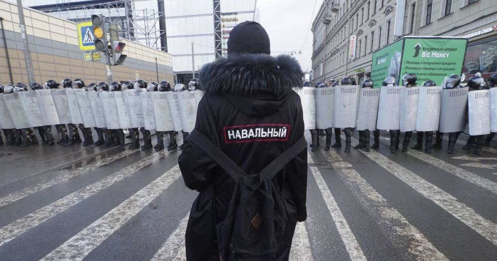 "Белорусский сценарий" или серьезный вызов для Путина: как начинались протесты за Навального и какое их будущее