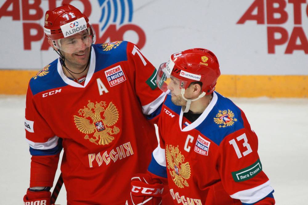 СМИ: На ЧМ по хоккею вместо гимна России включат Катюшу