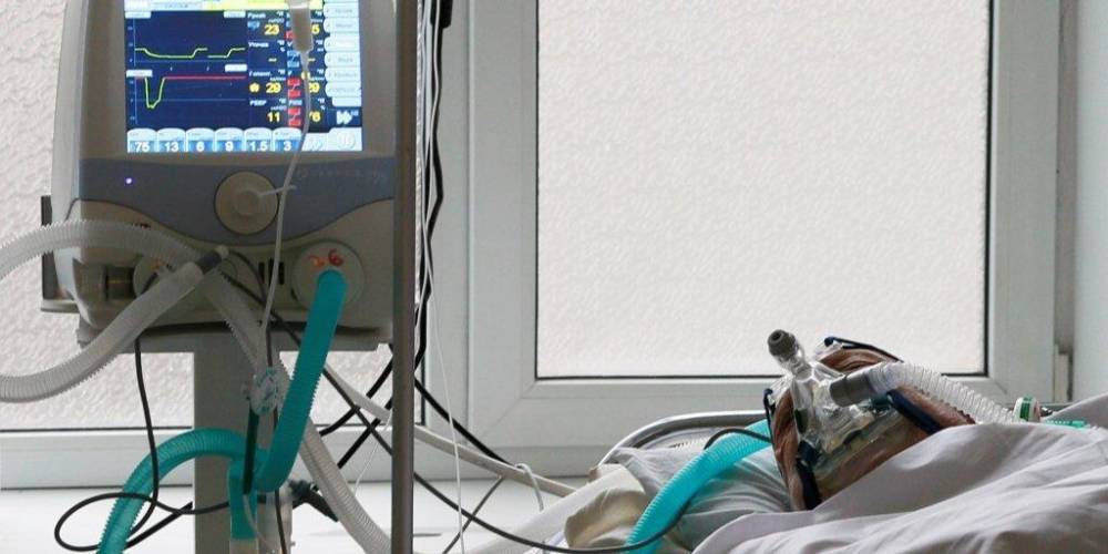 Санврач Прикарпатья о высокой смертности: Украинцы списывают симптомы COVID-19 на простуду и слишком поздно обращаются за помощью