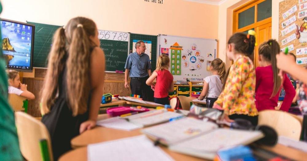 "Чужих детей не бывает". Слуга народа объяснила, как пройдет в Украине школьная реформа