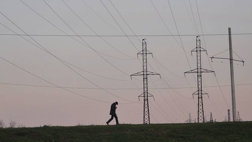 «Отыграть назад»: почему Украина просит Минск об экстренных поставках электричества после попыток запрета таких сделок