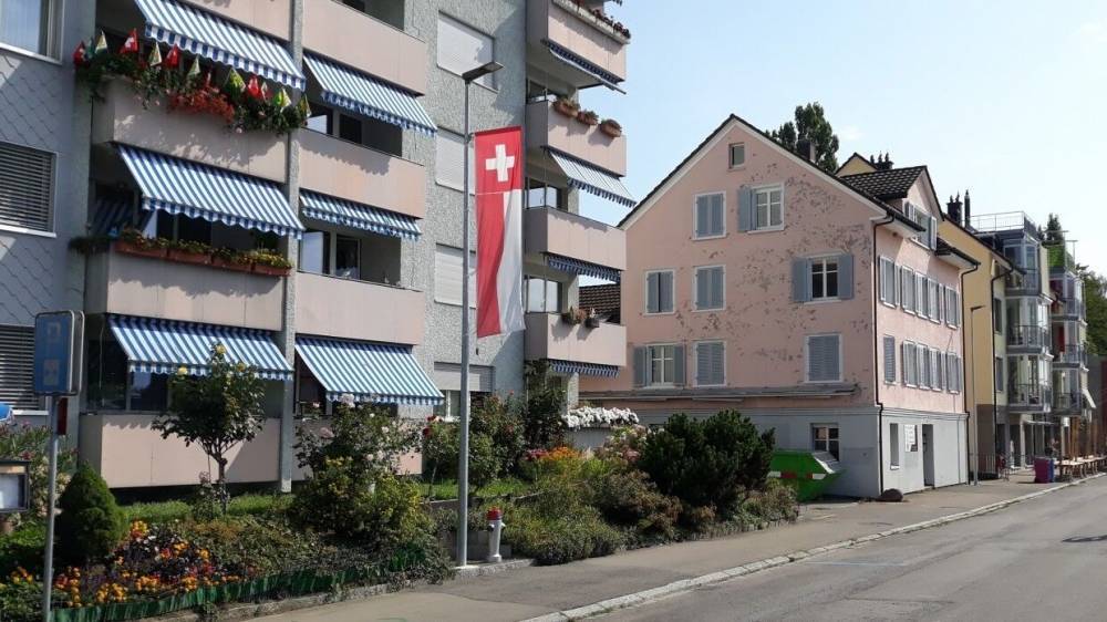 Власти Швейцарии сообщили о гибели пожилых людей после прививки от COVID-19