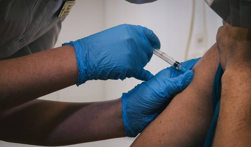 Тюменцам, перенесшим COVID-19, рекомендуют пройти вакцинацию