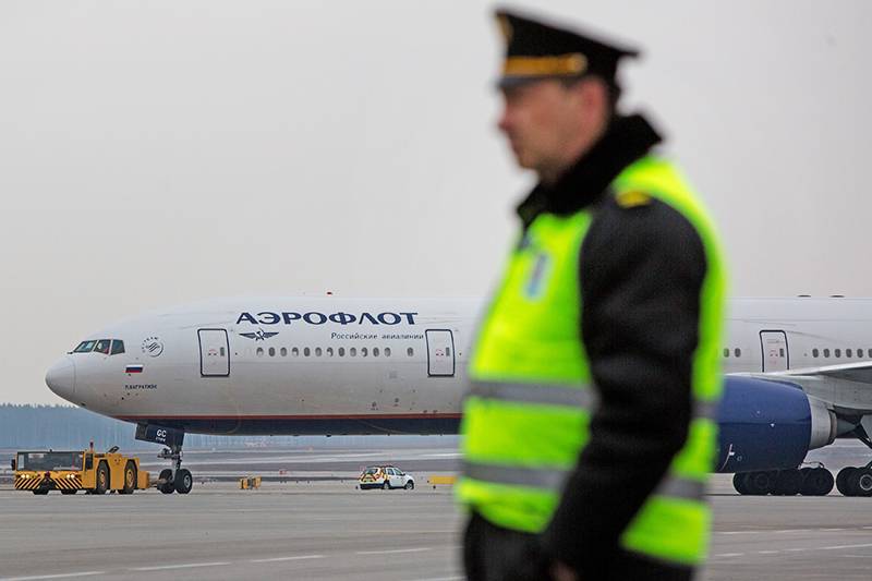Пилот рейса Москва-Амстердам сообщил о ЧП на борту