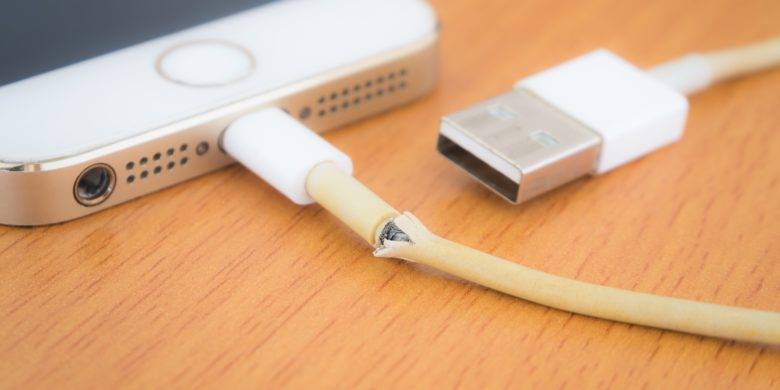 Apple получила патент на «вечный» кабель для смартфонов