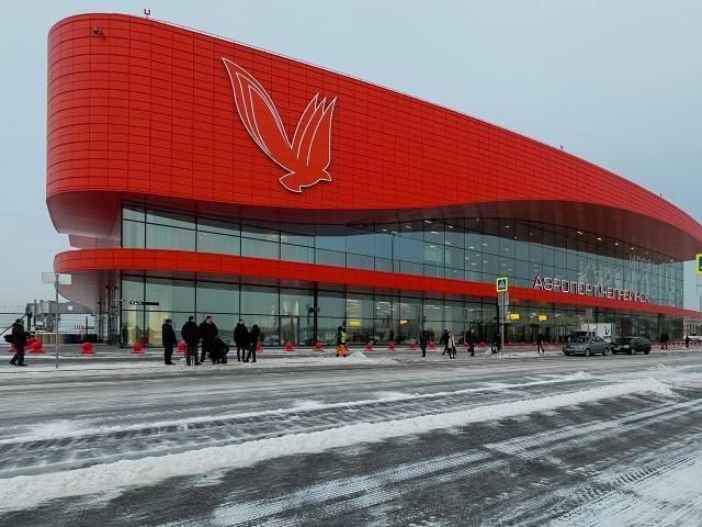 В аэропорту Челябинска из-за непогоды задержали шесть рейсов