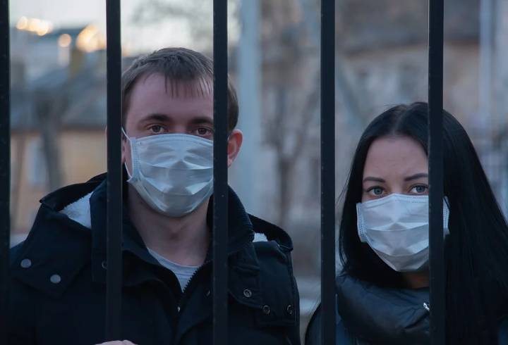 В России за сутки выявили чуть больше 16 тыс. заболевших коронавирусом