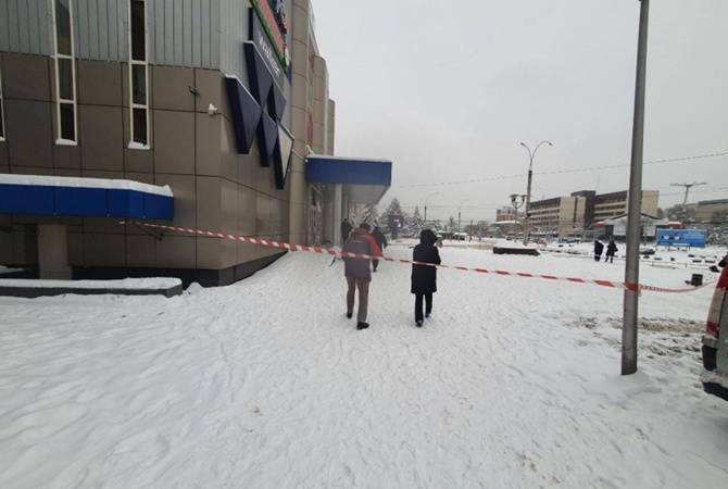 В Черновцах произошел взрыв в торговом центре "Майдан"