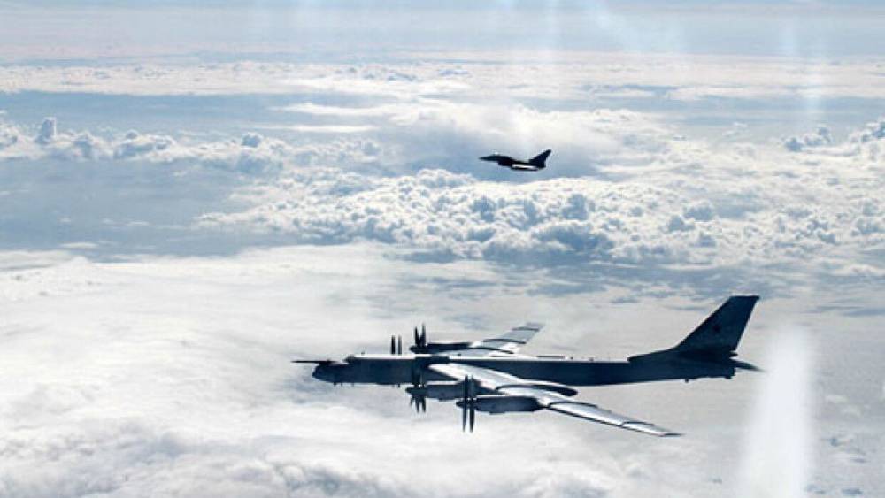 Минобороны РФ обнародовало видео полетов бомбардировщиков Ту-95МС