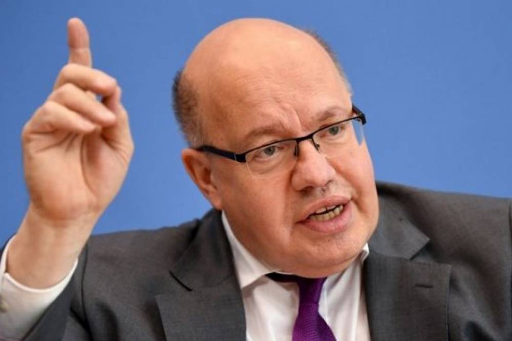 Минэкономики Германии призвало Берлин не останавливать "Северный поток-2": "Мы потеряем гигантские инвестиции"