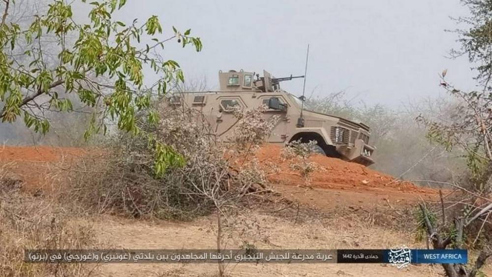 Боевики «Исламского государства» захватили еще один эмиратский бронеавтомобиль
