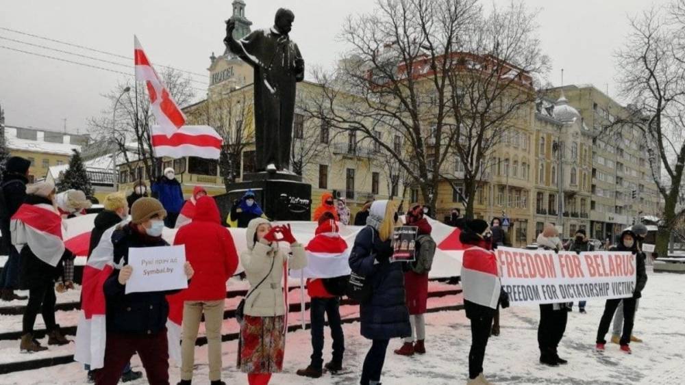 День солидарности с Беларусью: в украинских городах устроили марш-акцию – фото, видео