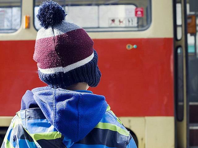 На Южном Урале контролеры в мороз высадили троих детей, потерявших свои билеты
