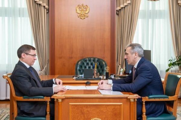 Уральский полпред в Тюмени встретился с губернатором и силовиками