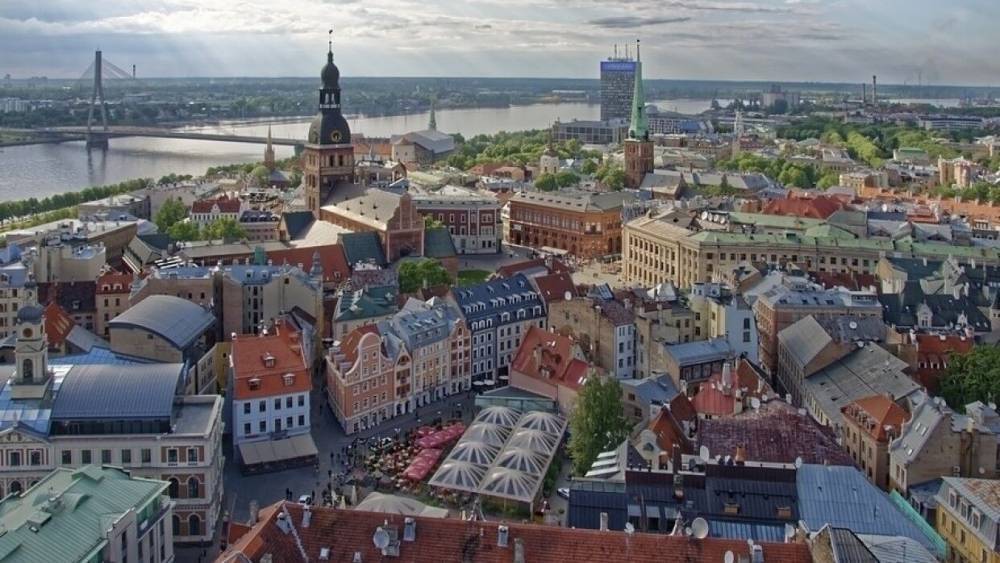 Латвия на год приостановит ретрансляцию канала "Россия-РТР"