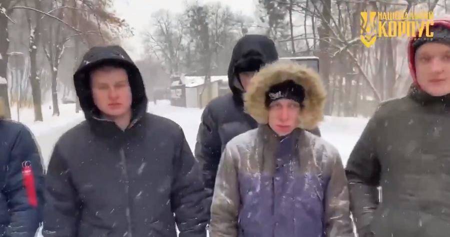 В Киеве поймали группу титушек «ОПЗЖ»: они рассказали, сколько им платят за митинг против закрытия каналов Медведчука