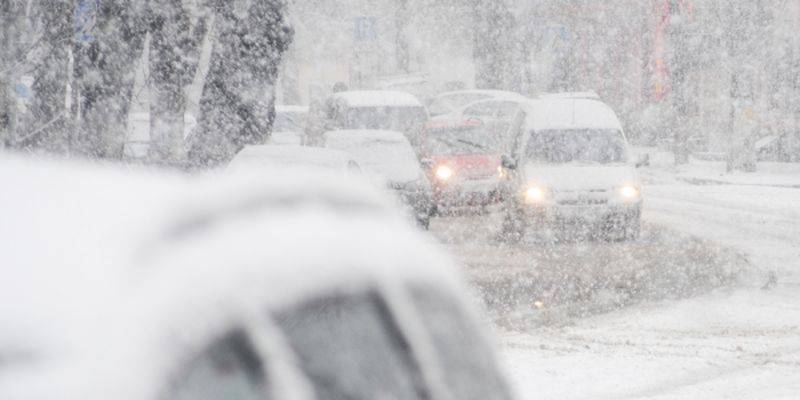 Непогода заблокировала движение транспорта - какие дороги закрыты 9 февраля в Украине, список - ТЕЛЕГРАФ
