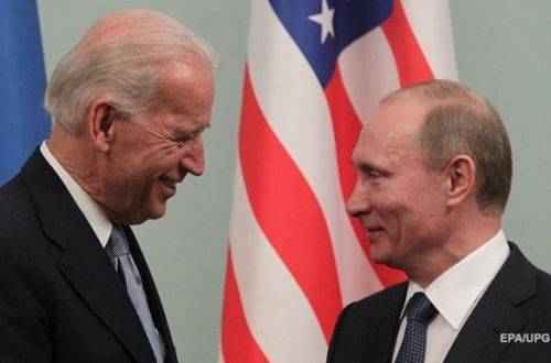 У Байдена отчитались, почему Путин стал одним из первых, кому позвонил президент США