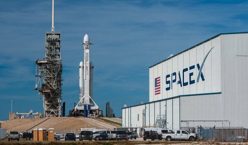 SpaceX Илона Маска получила в 2020-м инвестиций больше, чем космическая программа РФ