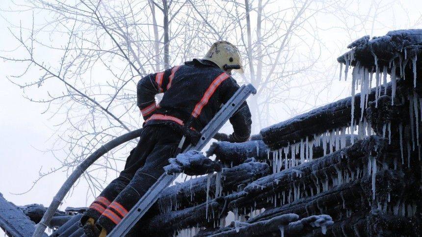 Уголовное дело возбудили по факту гибели пяти человек при пожаре в Сыктывкаре