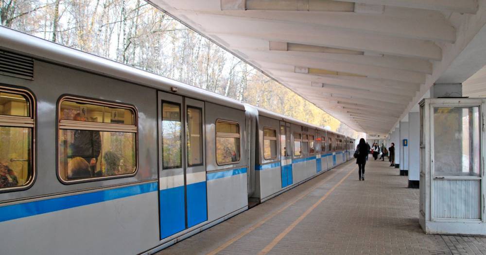Москвич справил нужду в метро за полмиллиона рублей