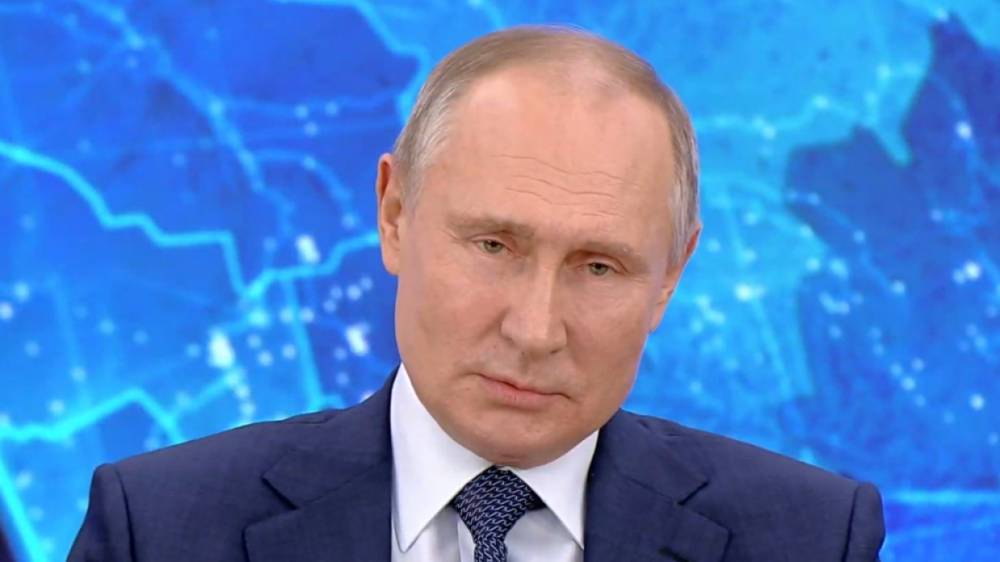 Путин: российские вакцины эффективны против новых штаммов COVID-19