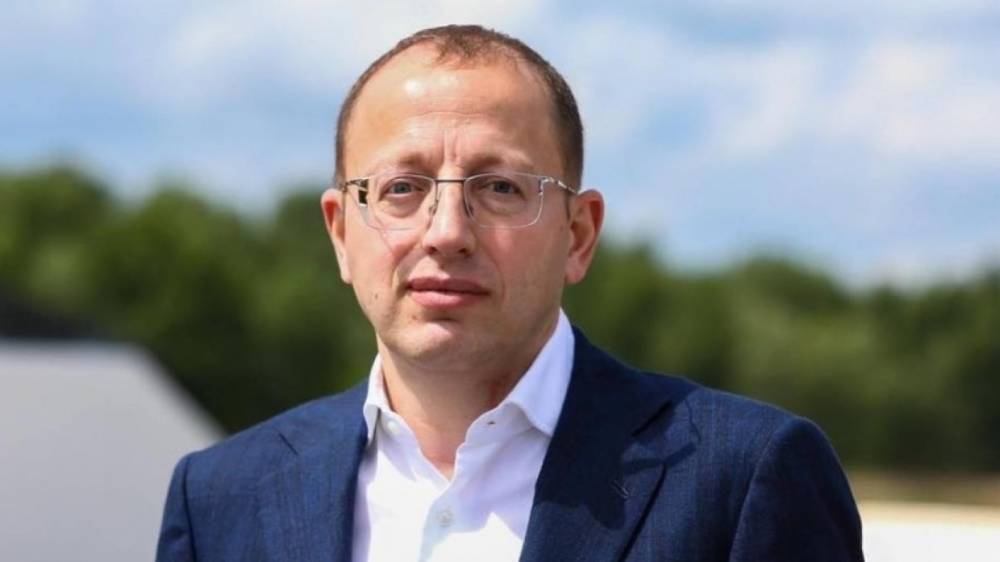 Днепропетровский депутат рассмешил коллег заявлением на "восточно-украинском"