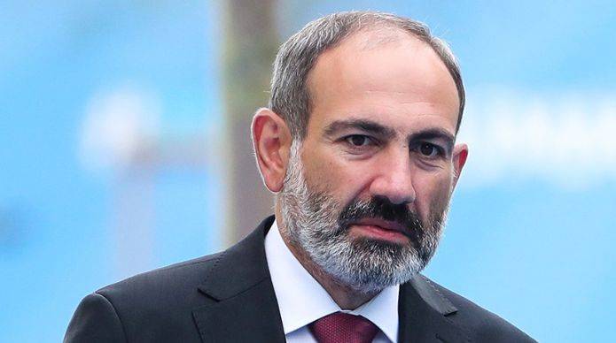 Пашинян заявил, что начальника Генштаба Армении уволили