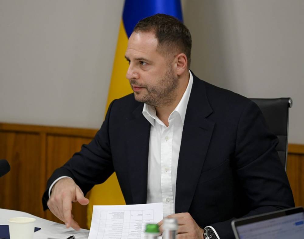 ОБСЕ взять на себя больше полномочий по контролю режима тишины на Донбассе, – Ермак